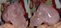 großer Rosenquarz Kristallschädel 950 g